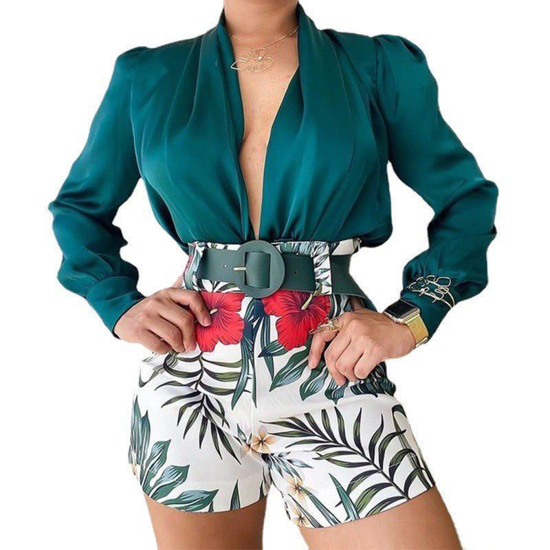 Product detail photo of Printed V Neck Shorts Two Piece Set, Women’s Clothing Set, everyday style, printed v neck shorts two piece set