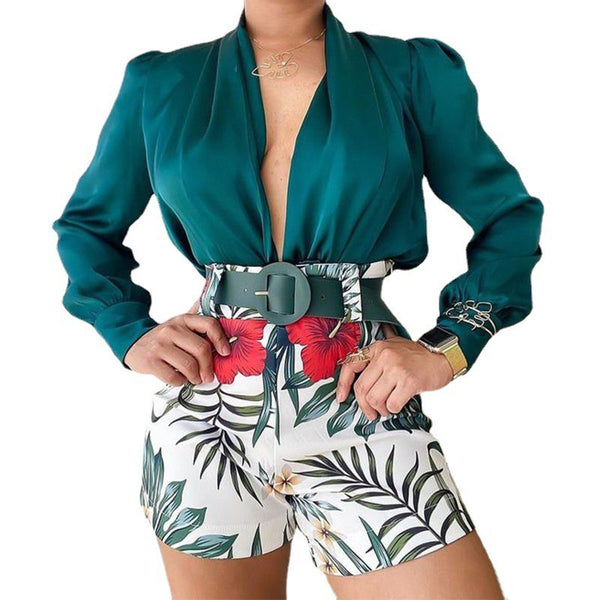 Product detail photo of Printed V Neck Shorts Two Piece Set, Women’s Clothing Set, everyday style, printed v neck shorts two piece set