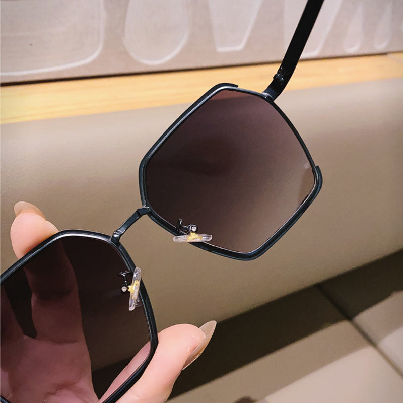 Metal Half-Frame Sunglasses – UV400, close-up product view