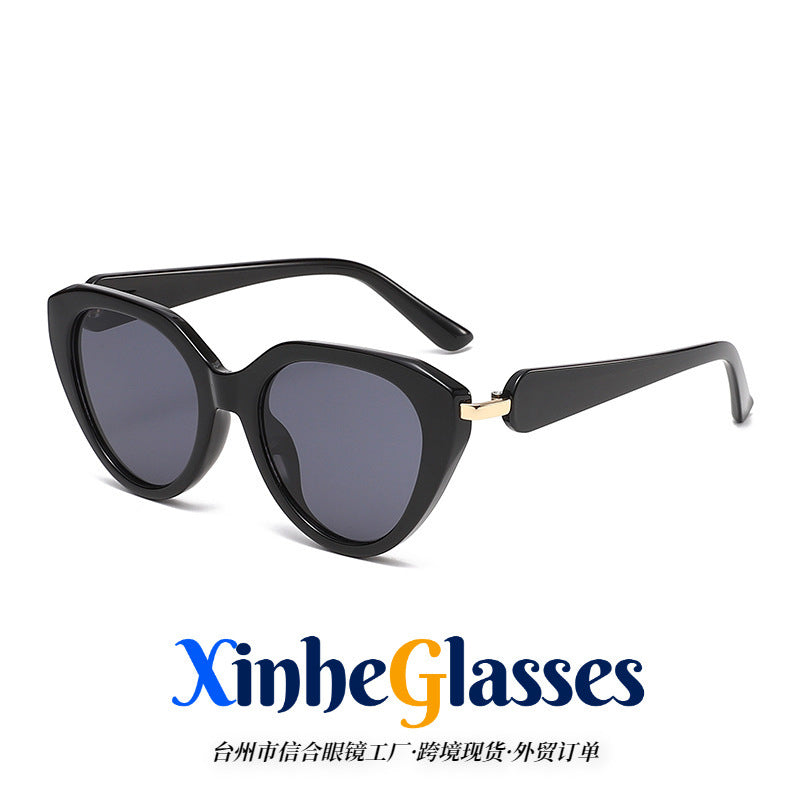 Cat-Eye Sunglasses for Men and Women product image
