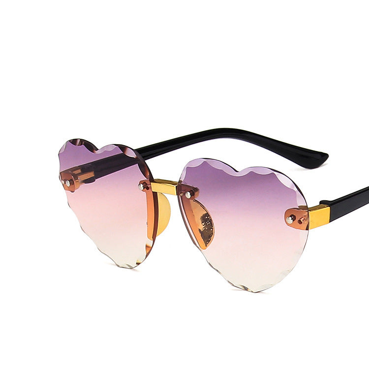 Cut-Edge Heart Frame Sunglasses Immagine secondaria del prodotto