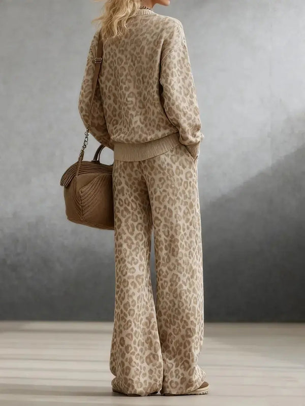 Printed sweatshirt and wide-leg pants set for women, image 6