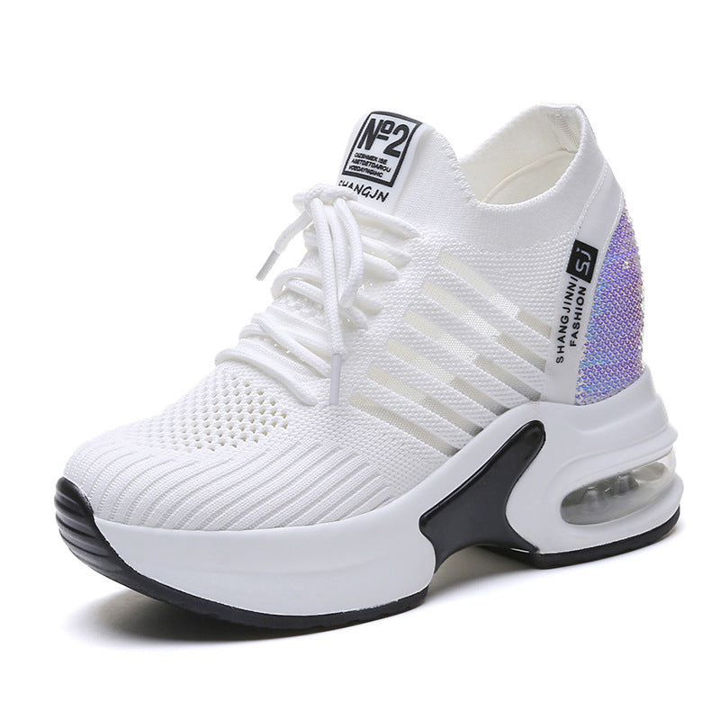 Chunky dad sneakers thick sole view