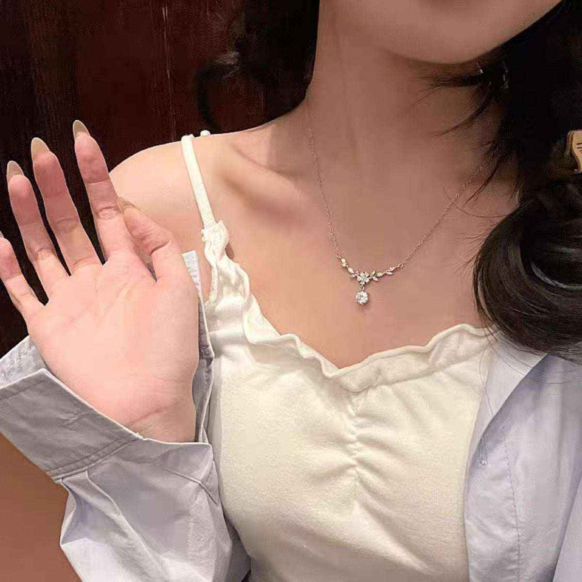 1ct cubic zirconia leaf and flower necklace in silver-plated alloy — additional view 4