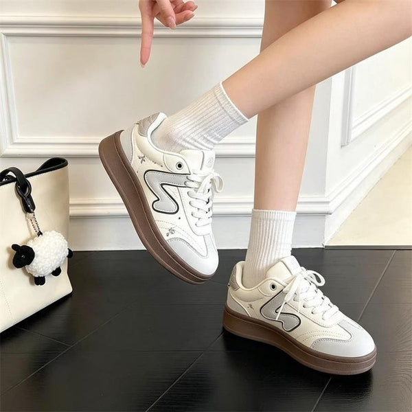 Star print sneakers side view