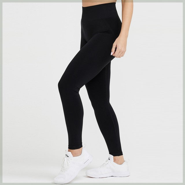 Seamless Scrunch Butt Leggings for Women, close-up product view