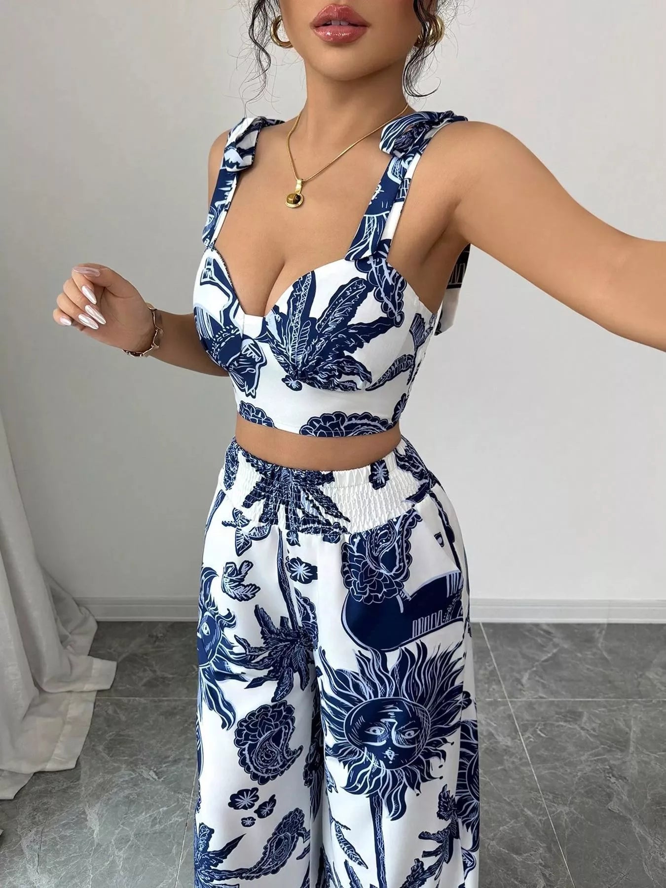 Floral Print Crop Top and Wide Leg Pants Set view 5