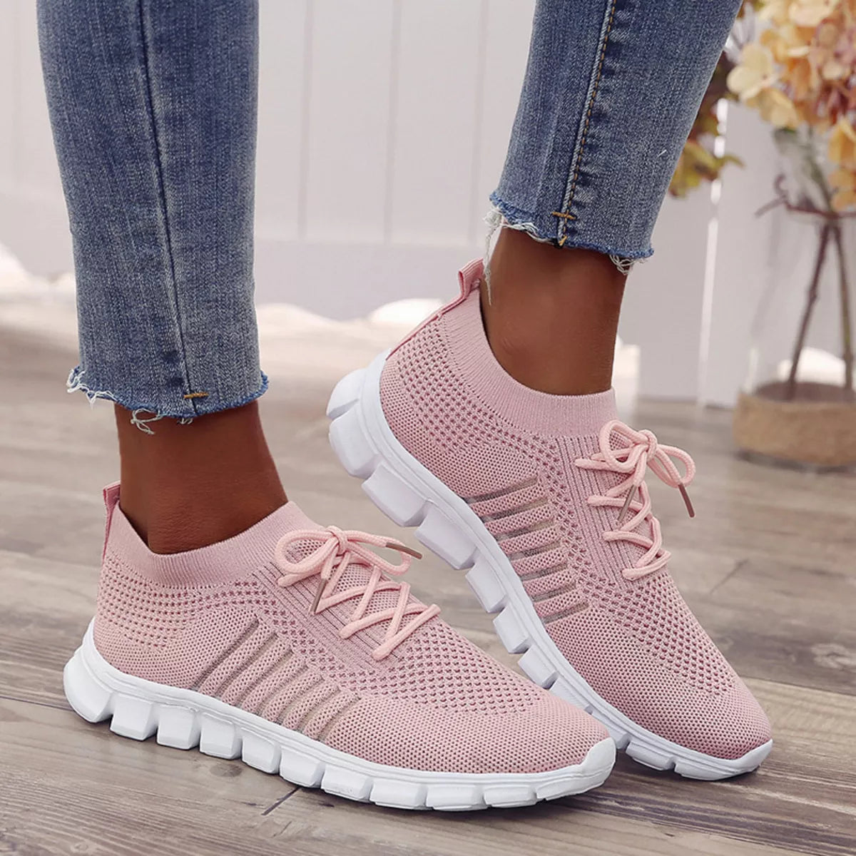 Women's Breathable Mesh Lace-Up Athletic Sneakers product image
