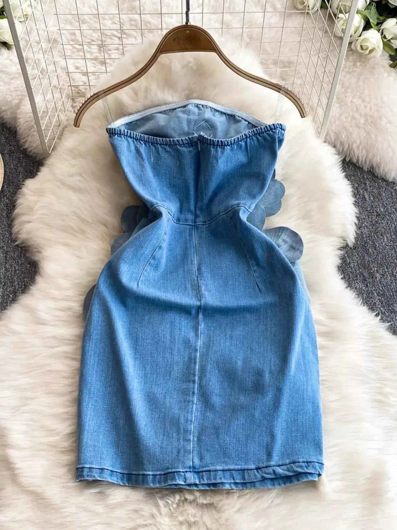 Floral applique denim dress — additional view 2