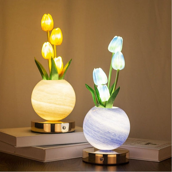 Tulip Artificial Flower Table Lamp with USB Charging product photo