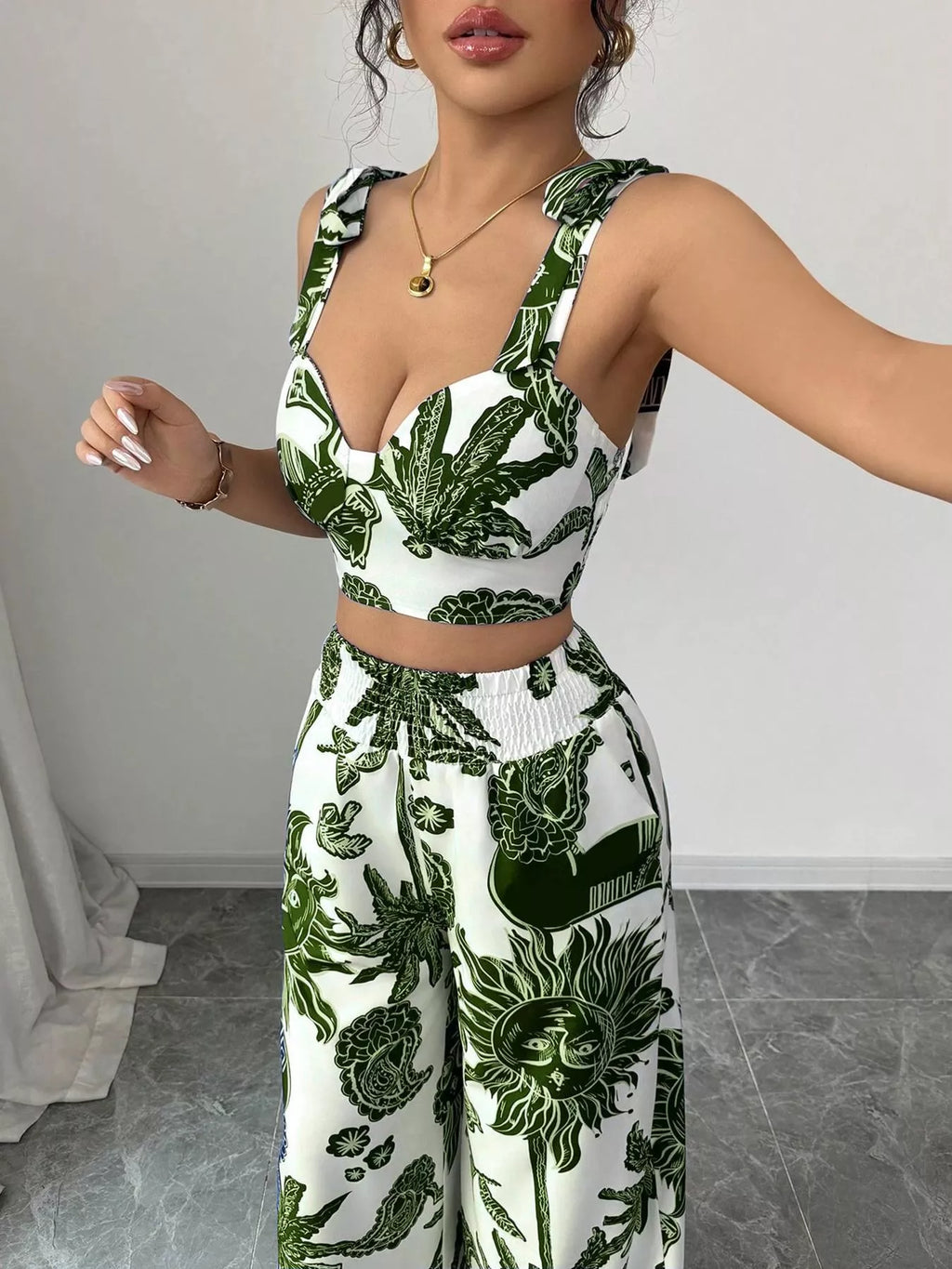 Floral Print Crop Top and Wide Leg Pants Set view 10
