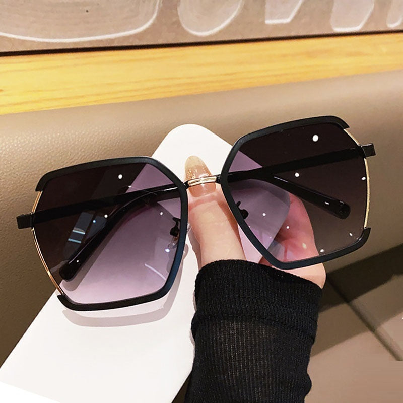 Metal Half-Frame Sunglasses – UV400, angled product view