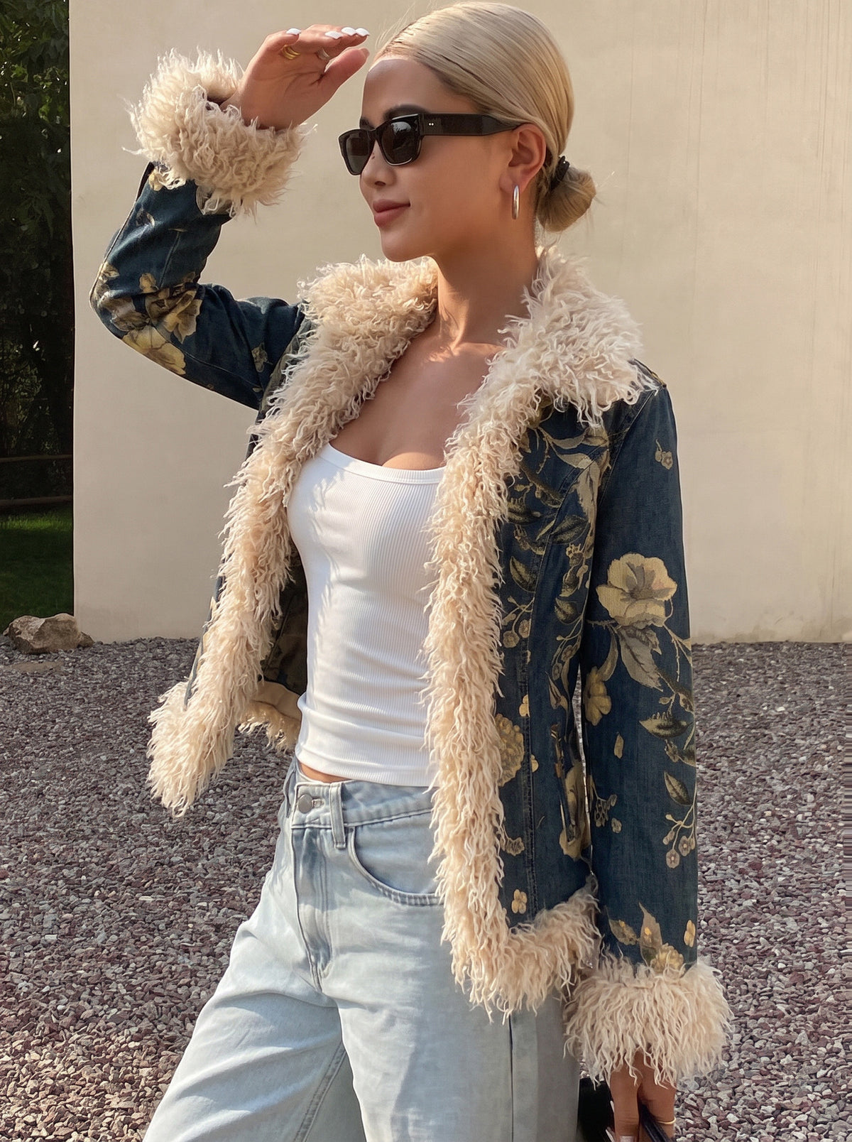 Vintage Floral Jacquard Faux Fur Trim Denim Jacket product image