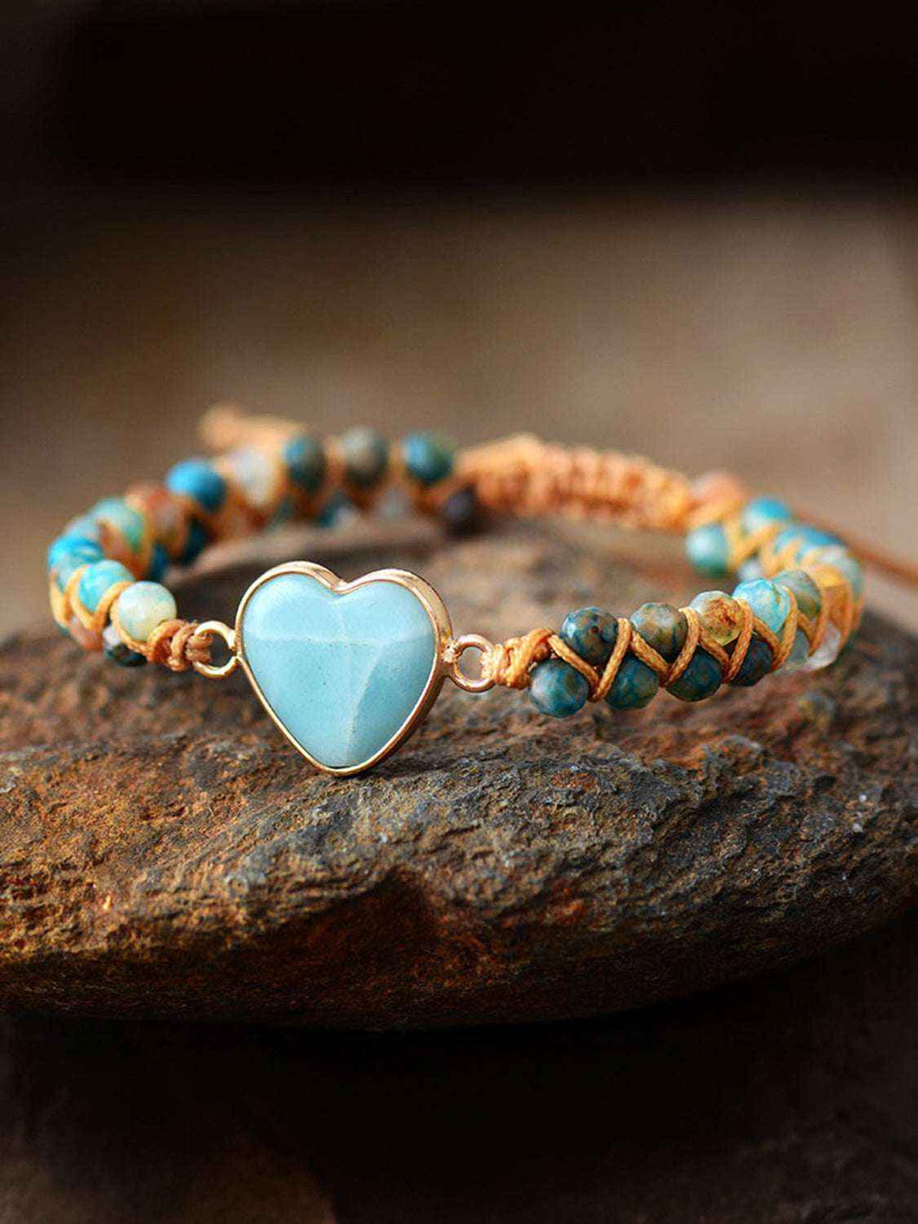Heart shape beaded bracelet — additional view 3