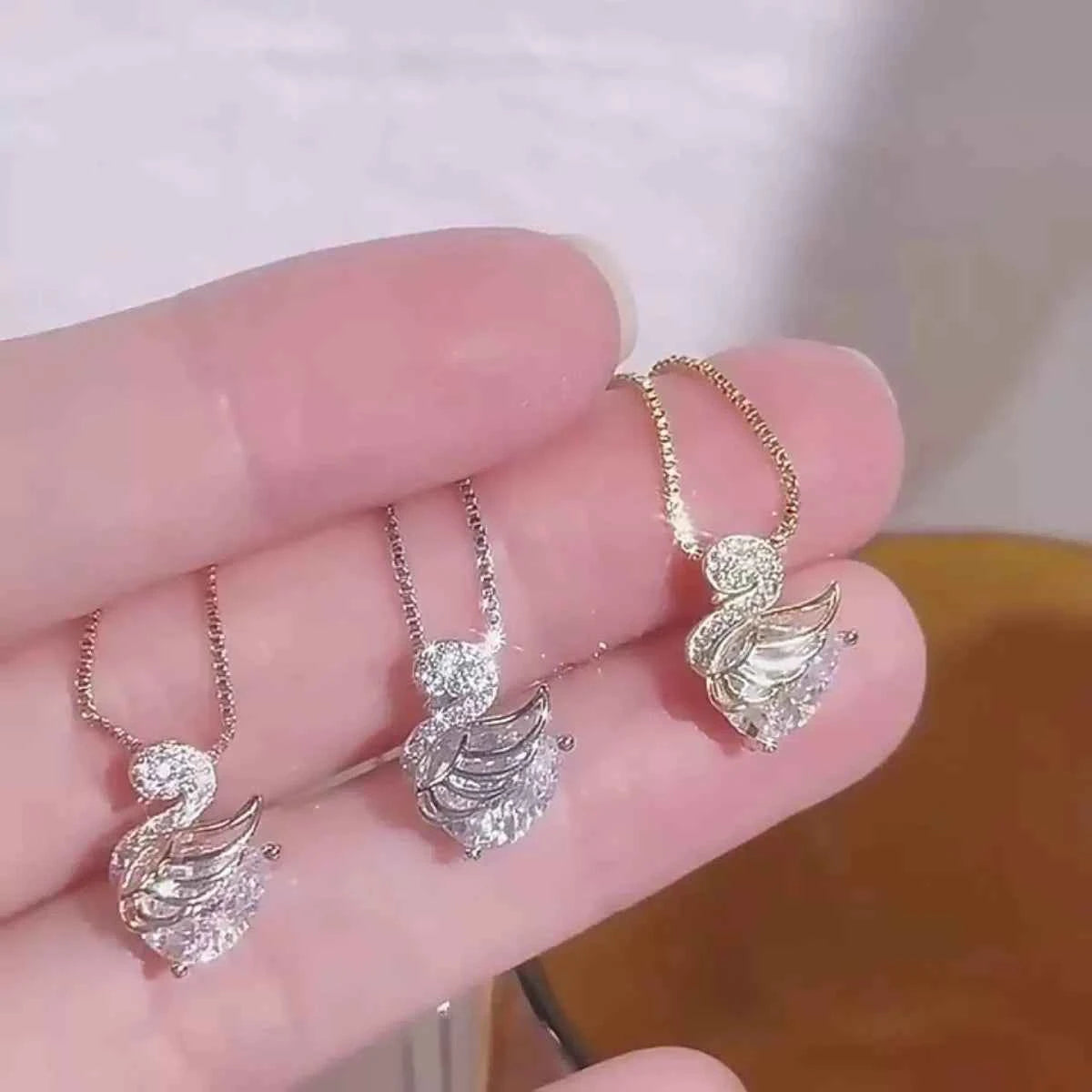 Zircon pendant necklace in silver-plated alloy — additional view 7