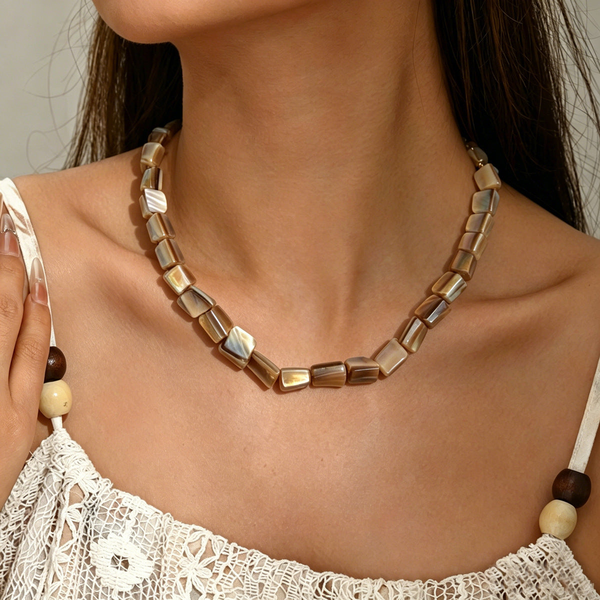 Cross-Border European And American Ocean-Style Jewelry, Geometric Shell Irregular Design, High-End Necklace, Versatile Niche Clavicle Chain product image