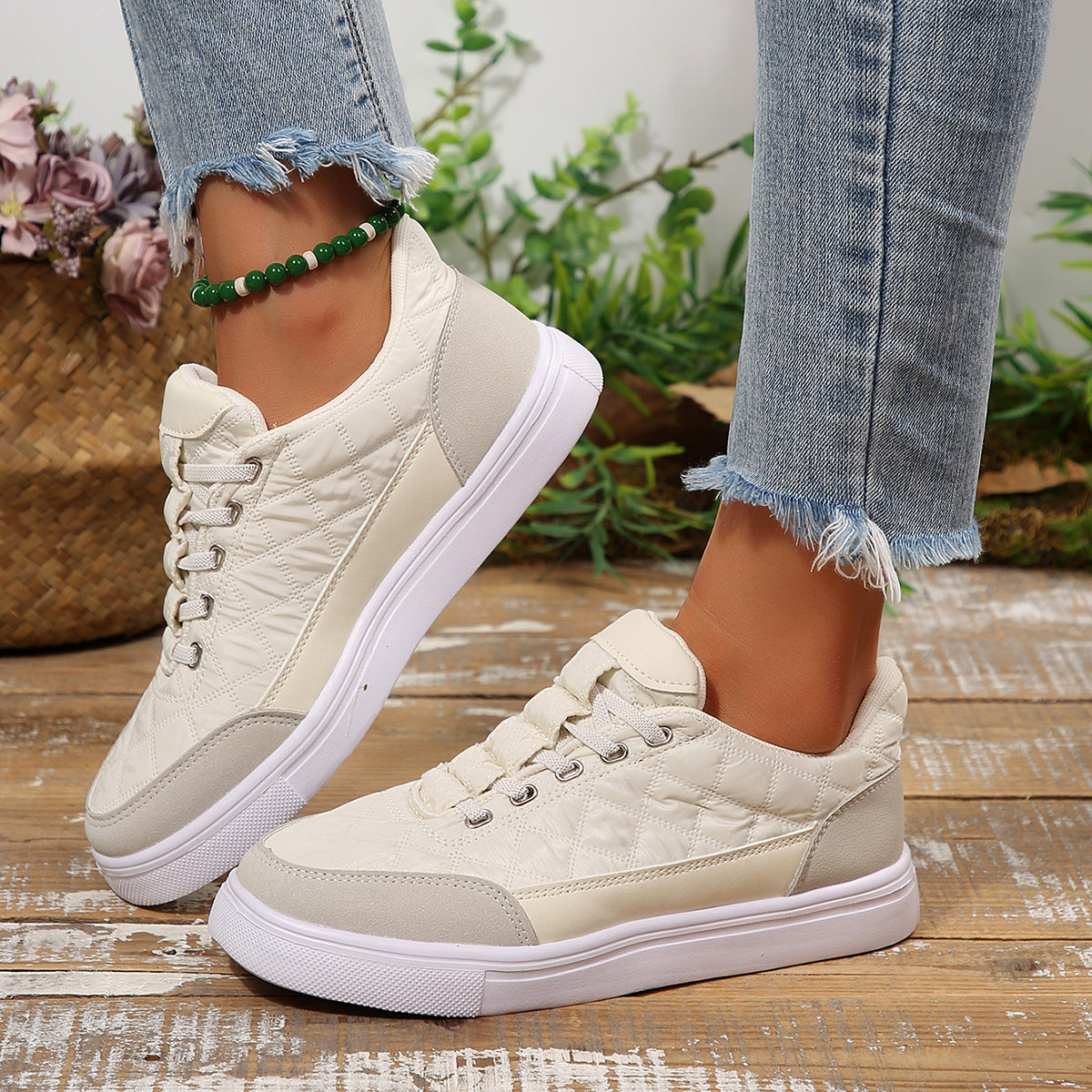 Unisex suede-look low-top casual sneakers side view