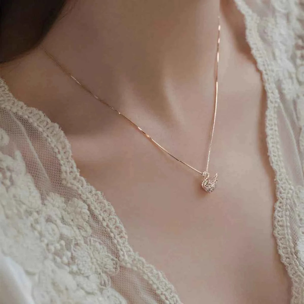Zircon pendant necklace in silver-plated alloy — additional view 5