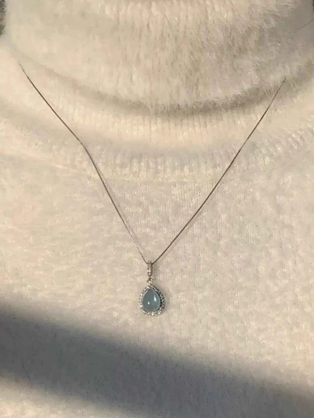 Crystal teardrop necklace in silver-plated alloy — additional view 2