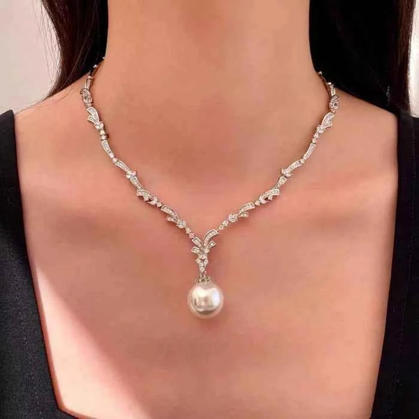Zircon and pearl pendant necklace — primary view