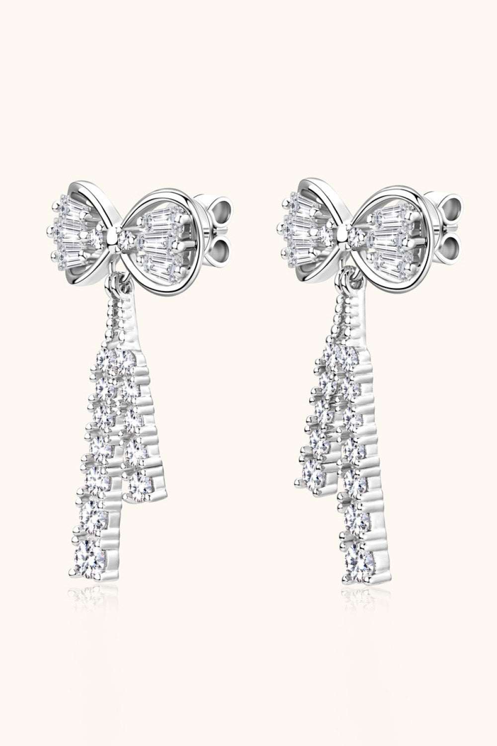 Cubic zirconia bow stud earrings 1.12 carat in silver-plated alloy — additional view 4