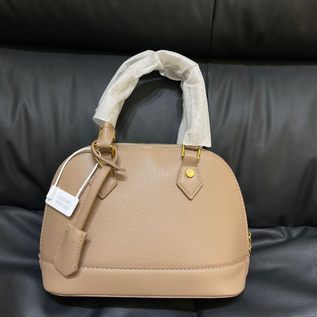 Shell crossbody bag large size detail