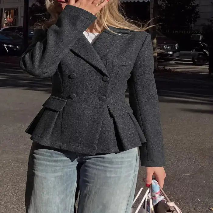 Women's double-breasted peplum blazer — primary view Image principale du produit