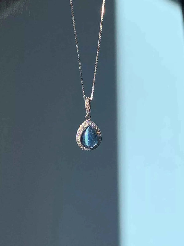 Crystal teardrop necklace in silver-plated alloy — additional view 4