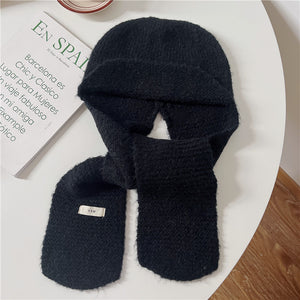 Black solid color knitted beanie hat for women