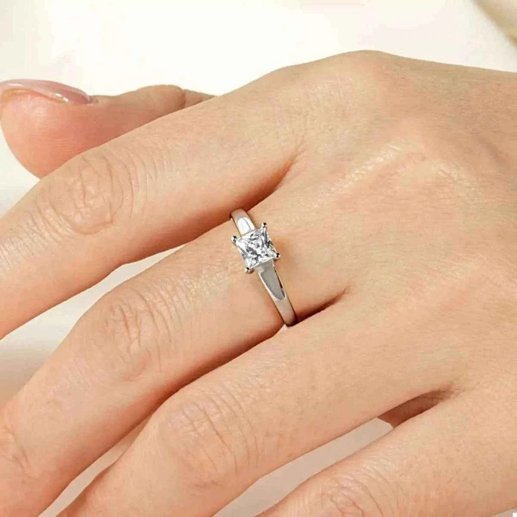 Minimalist silver-plated zircon ring — additional view 2
