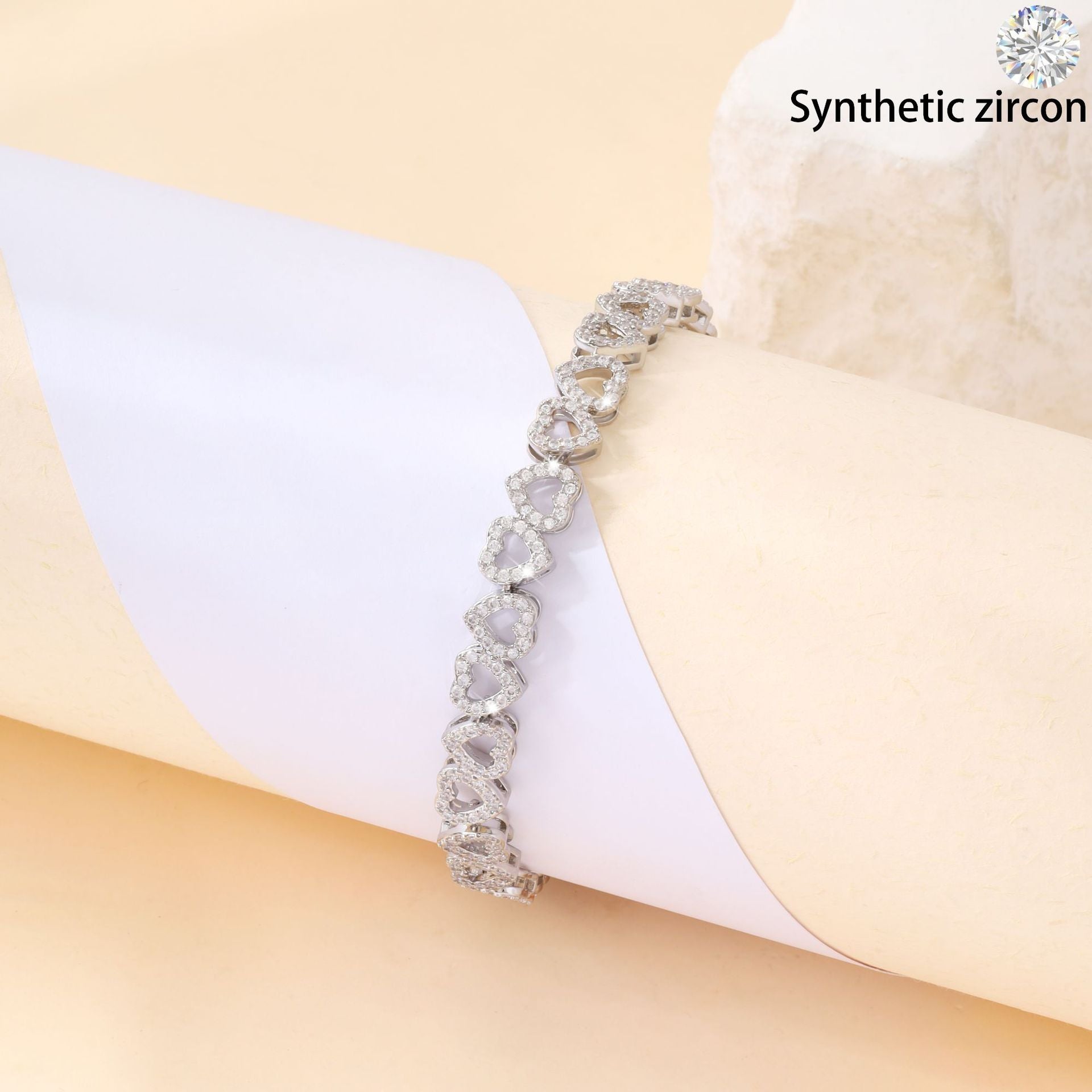Heart charm bracelet gift presentation - view 7
