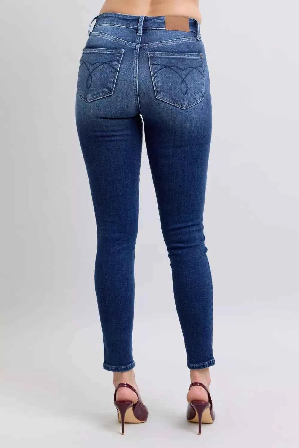 Plus size washed thermal skinny jeans — additional view 9