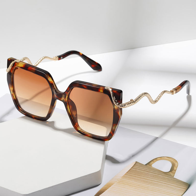 Cat-eye sunglasses front view