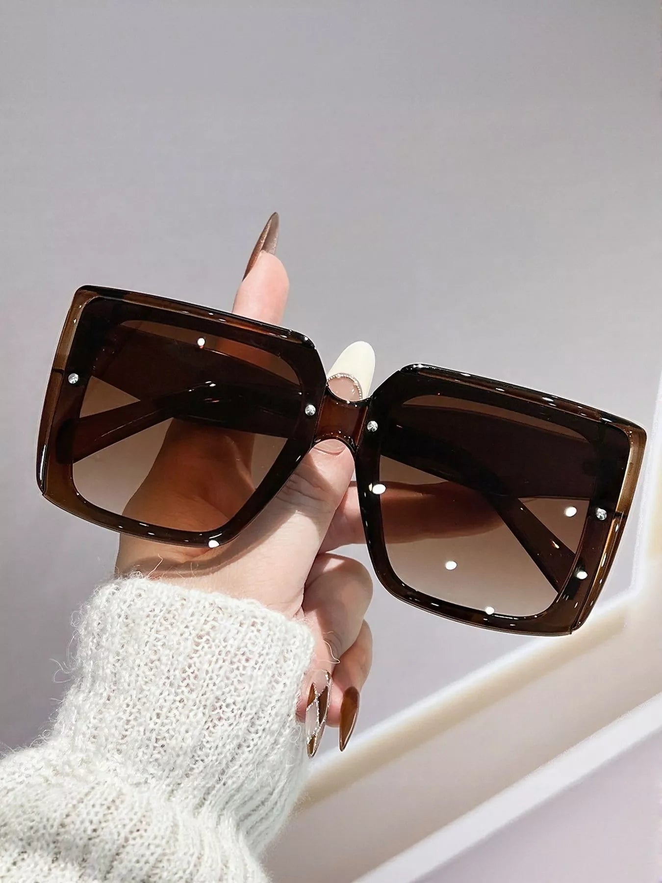 Oversized gradient square sunglasses — additional view 8