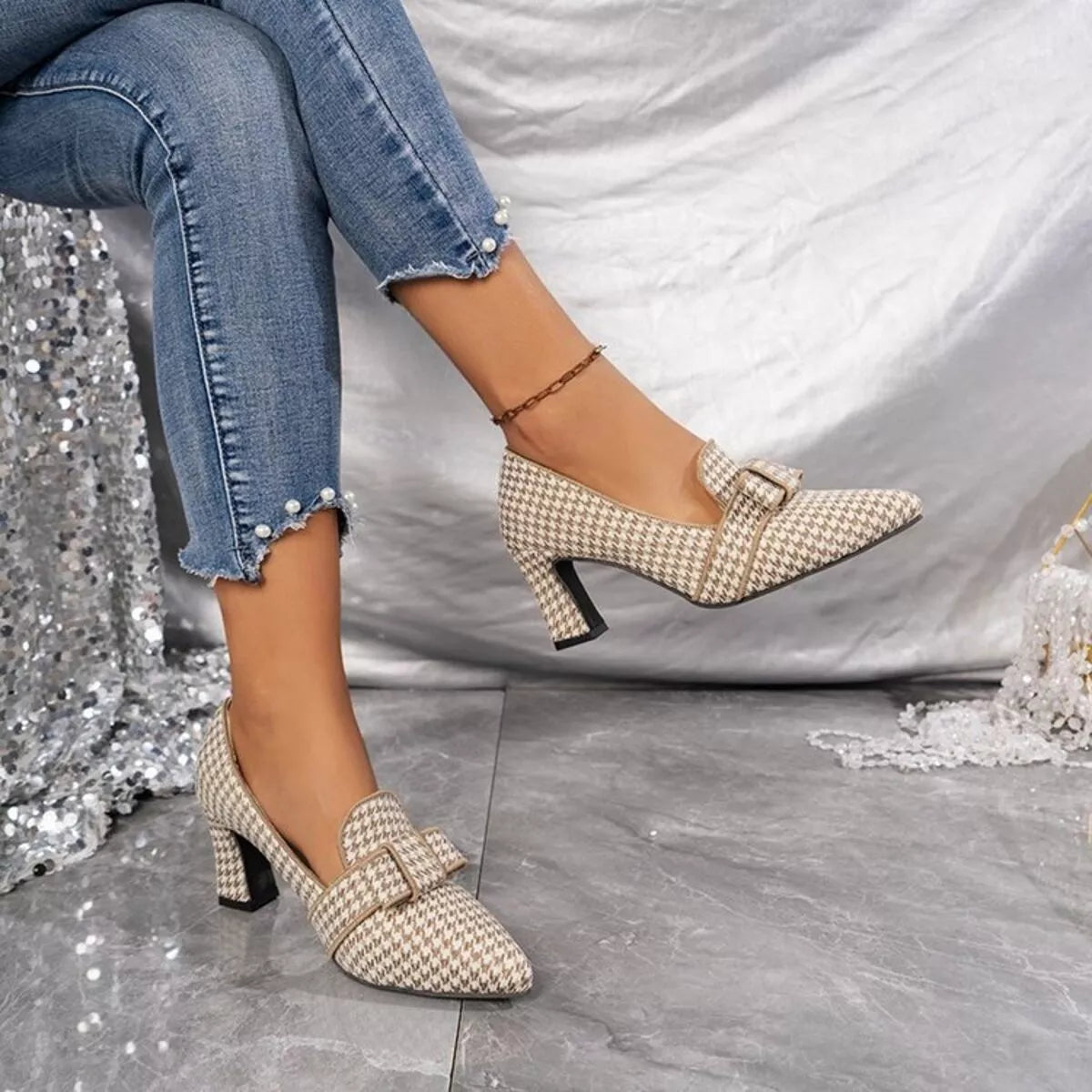 Point toe block heel pumps — additional view 5