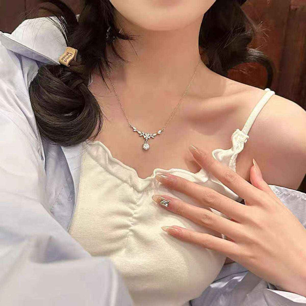 1ct cubic zirconia leaf and flower necklace in silver-plated alloy — additional view 3