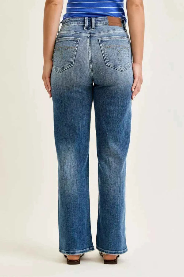 Mid-rise 90s straight jeans — additional view 4
