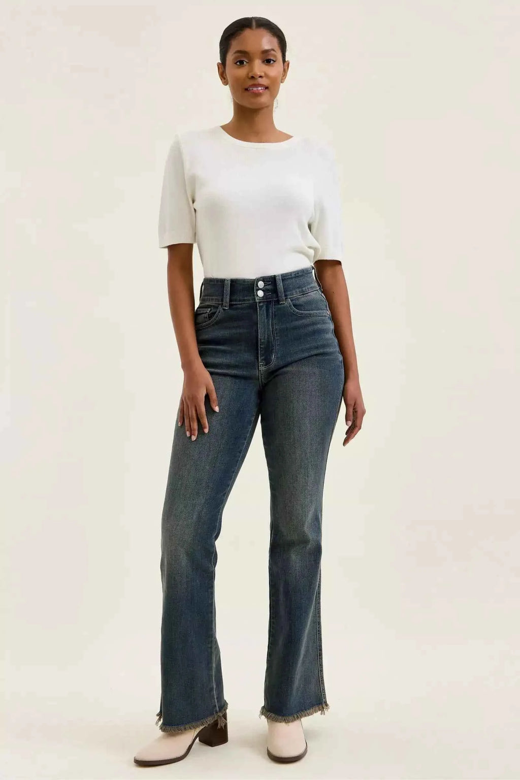 High-waist frayed hem jeans — additional view 6