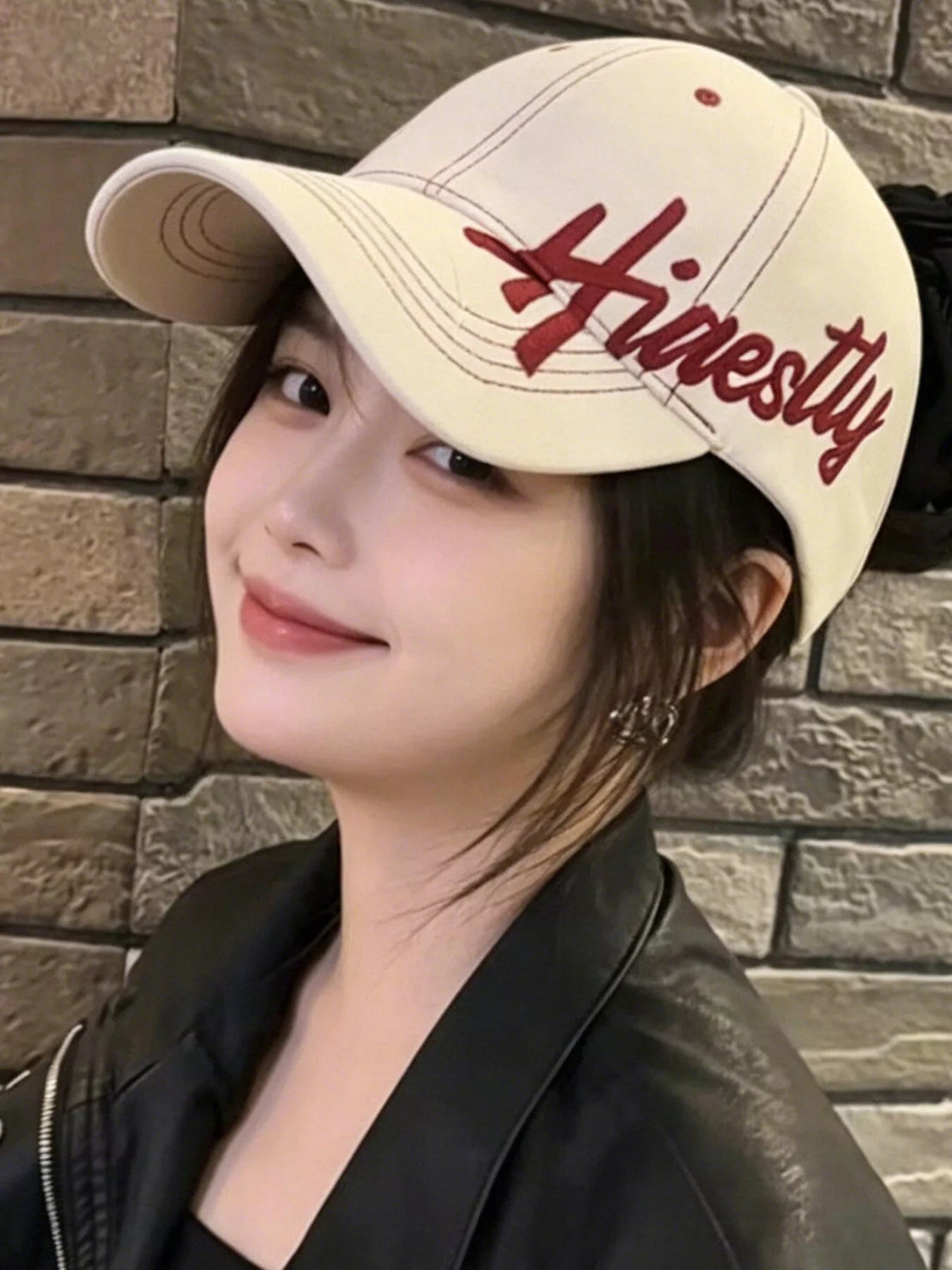 Embroidered Baseball Cap - Off-White Immagine secondaria del prodotto