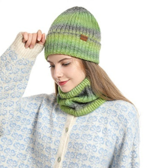 Fruit Green gradient knit hat and scarf set for women