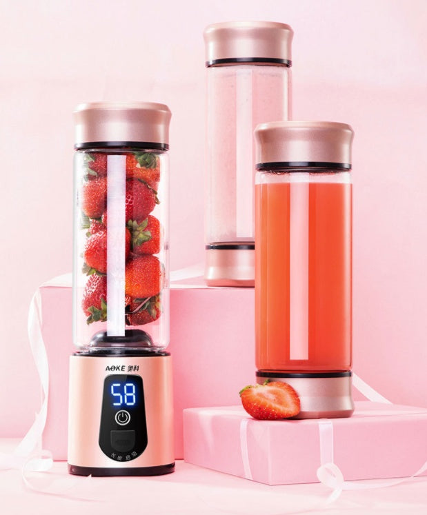 Mini Charging Juicer Cup – Portable USB Blender, close-up product view