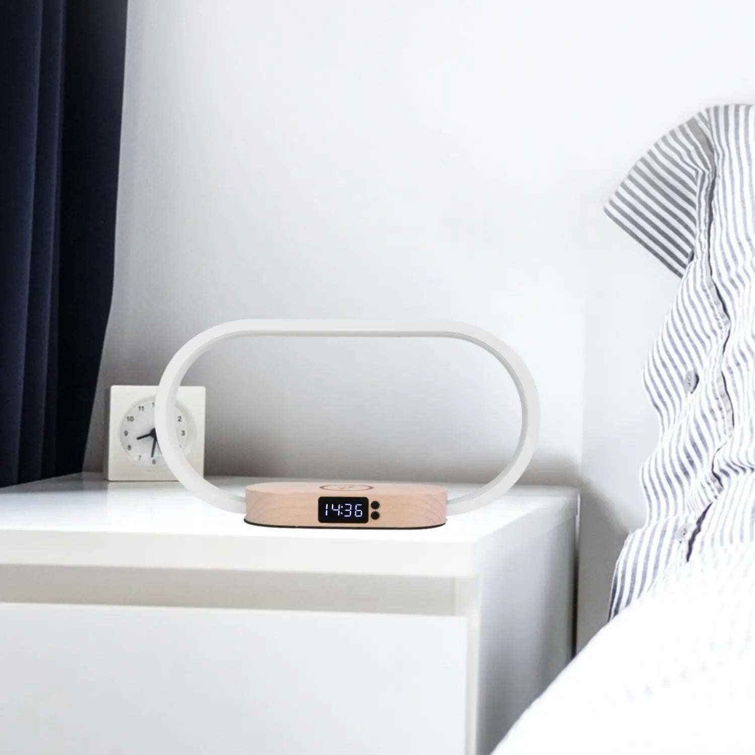 3-in-1 wireless charging lamp — additional view 7